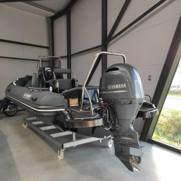 Dream 655 Hypalon Orca édition limitée avec douchette et réservoir 100L | Rioux nautique