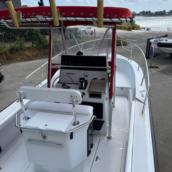 Refit complet Boston Whaler Outrage 240 | Rioux Nautique
