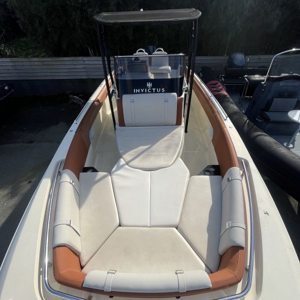 Bateau Capoforte 270FX 2019 Mercury V8 300 – visible à La Trinité-sur-Mer | Rioux Nautique