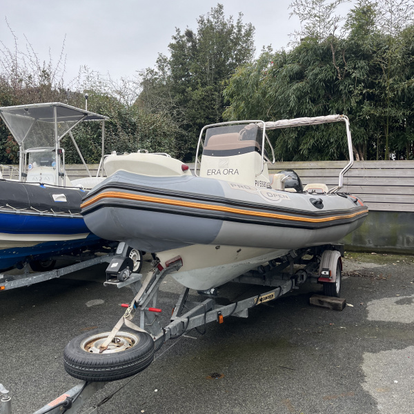 Zodiac Pro Open 550 de 2012 avec Suzuki 115 – bateau open polyvalent | Rioux nautique