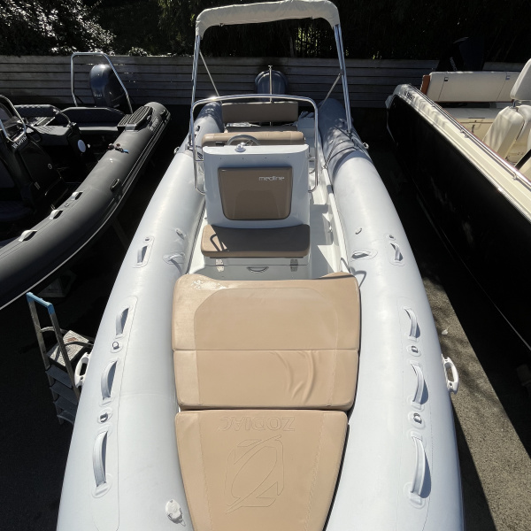 Console avec GPS sondeur Humminbird Helix 7 sur Medline 7.40