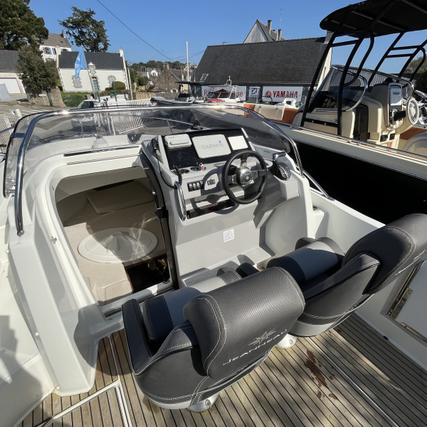 Moteur Yamaha F150 2021 commande électrique sur Cap Camarat | Rioux nautique