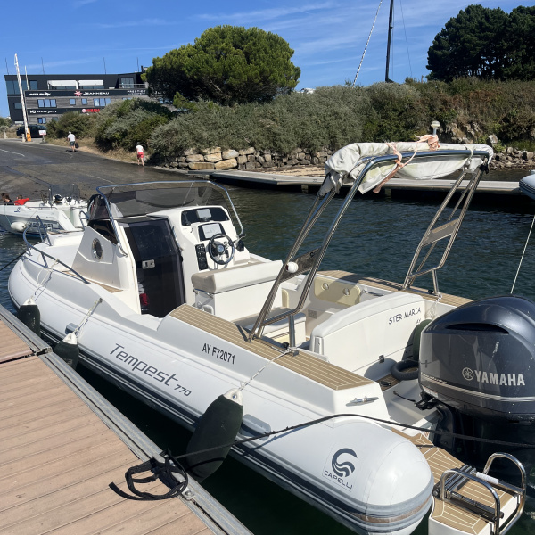 Flotteur Hypalon Capelli Tempest 770 WA | Rioux Nautique