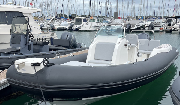 Location ZODIAC Medline 7.5 la trinité-sur-mer