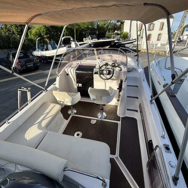 Ce Pacific Craft 650 WA + Yamaha 150cv (495h) vous attend chez Rioux Nautique, à visiter sans tarder | Rioux Nautique