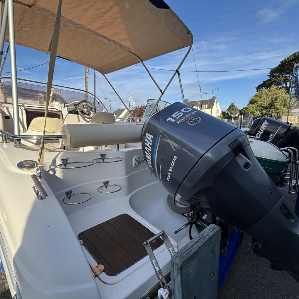 Un Pacific Craft 650 WA fiable équipé d'un Yamaha 150cv 495h, à découvrir chez Rioux Nautique | Rioux Nautique