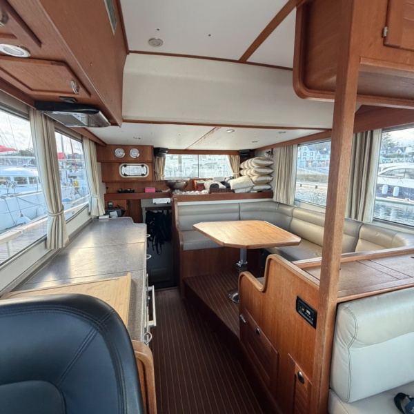 Botnia Marin Targa 42 de 2007 à vendre avec covering bronze et noir | Rioux Nautique