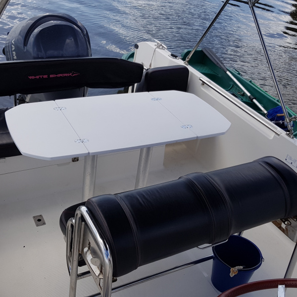 White Shark 228 Sundeck 2012 – Moteur 250cv commande électrique | Rioux nautique