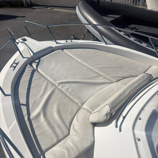 White Shark 228 homologué C, moteur Yamaha F250, sondeur Humminbird FF787C intégré. | Rioux Nautique