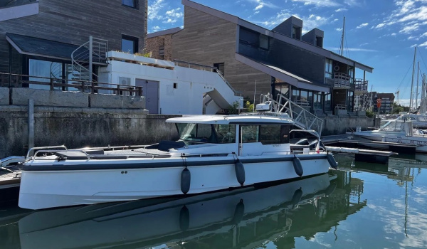 Achat AXOPAR 37 XC + 2×300 Mercury V8 (430h & 2019)